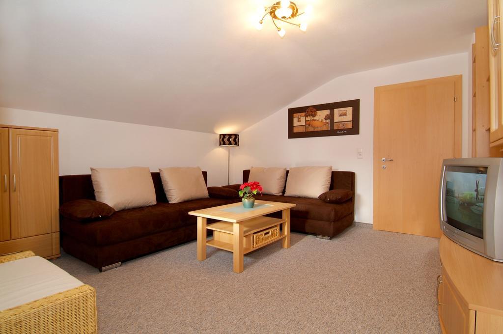 Gaestehaus Wanker Ehrwald Chambre photo
